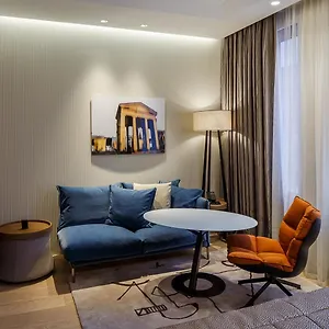 Otel Cavour, Milano