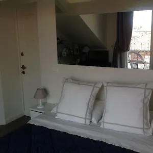 Pied A Terre With Terrazza In Center Italien