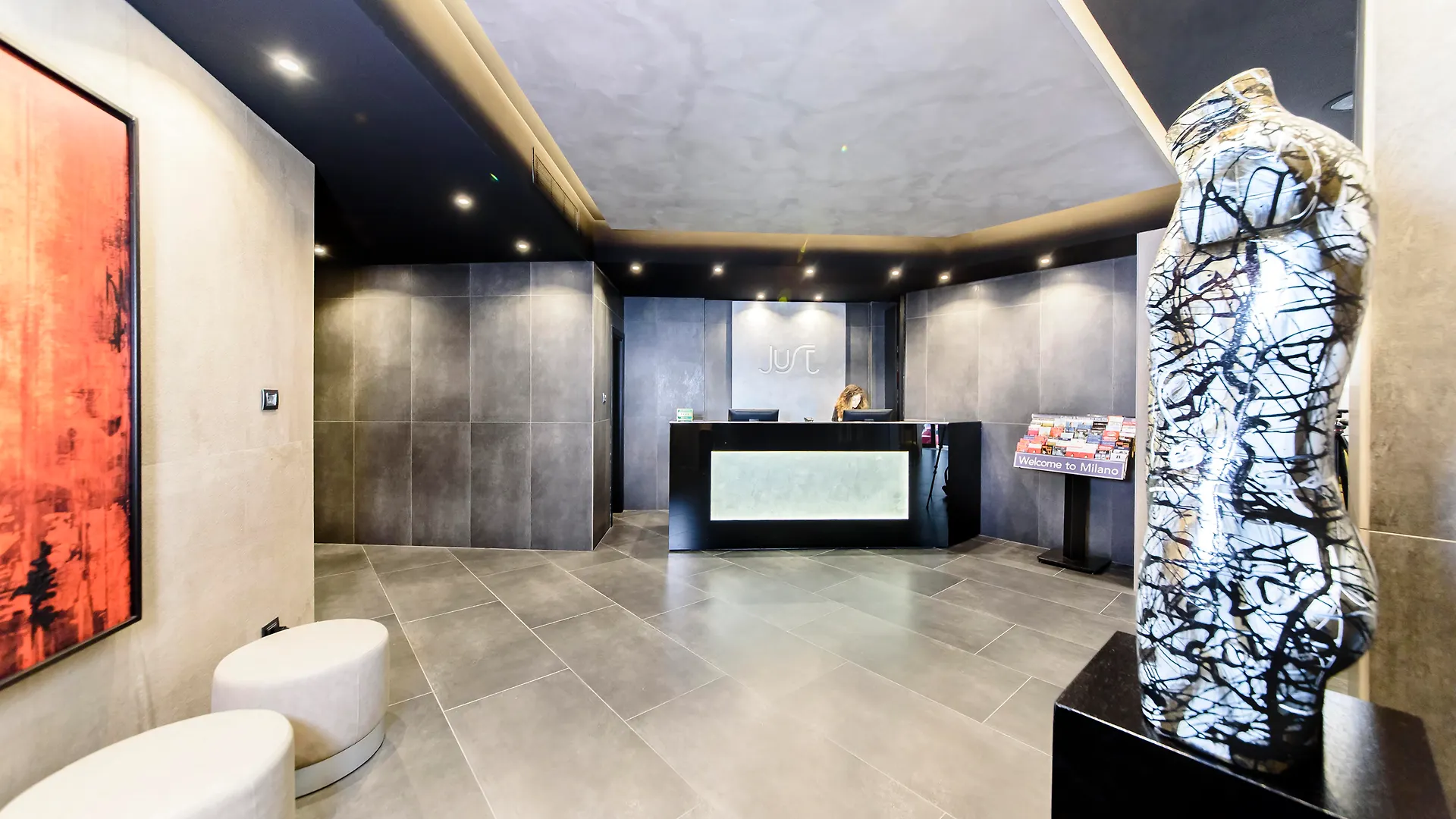 Just Hotel Milano מילאנו